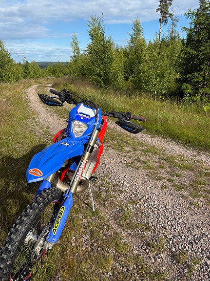 Beta rr 300 racing 2 of 5