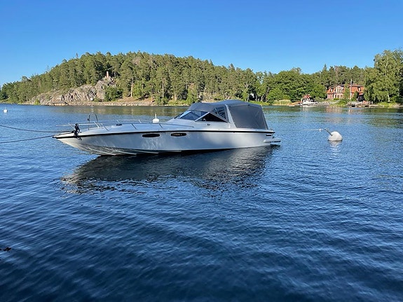 Smuggler 28 C2, Volvo Penta CE 350 5 of 9