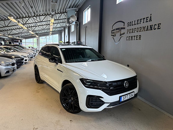 Volkswagen Touareg 8 of 16
