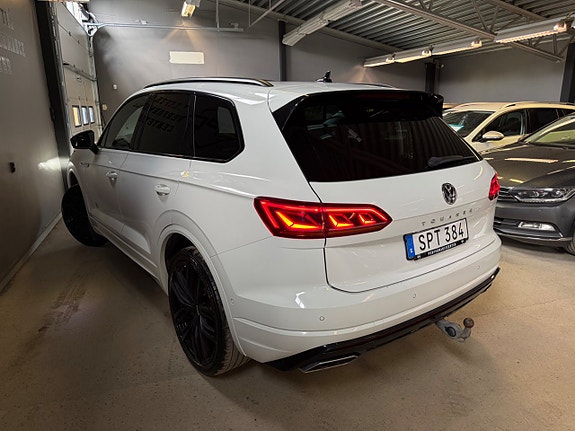 Volkswagen Touareg 7 of 16