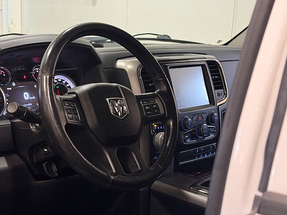 Dodge RAM 1500 26 of 30