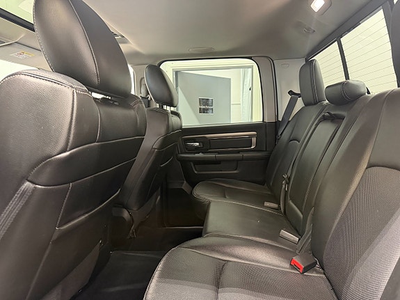 Dodge RAM 1500 25 of 30