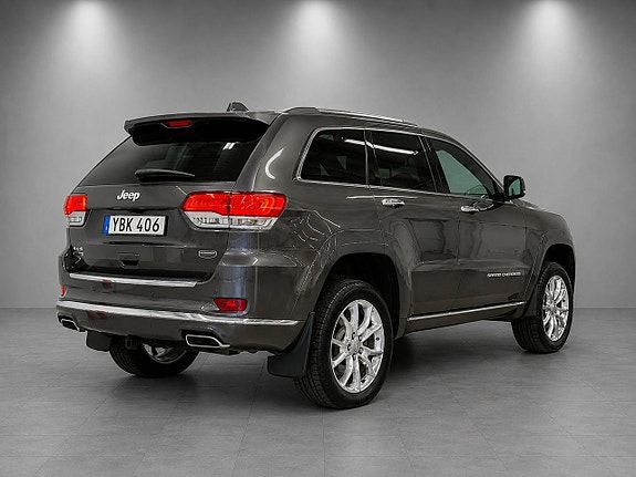 Jeep Grand Cherokee 8 of 23