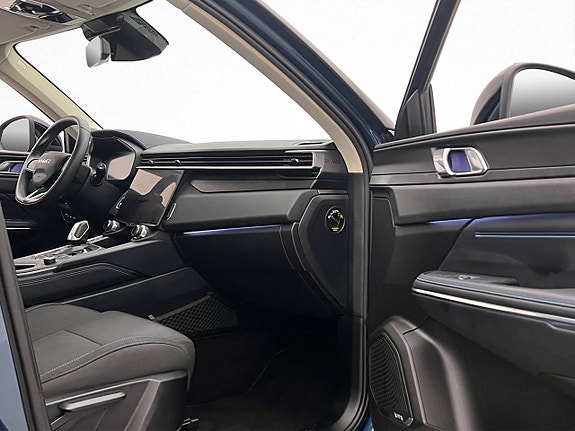 Lynk & Co 01 16 of 30