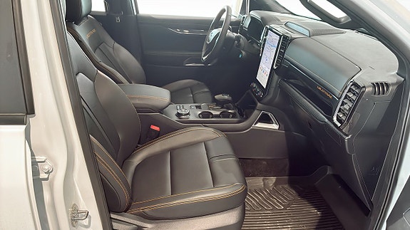 Ford Ranger 3 of 5