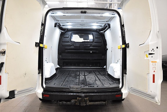 Ford Transit Custom 18 of 18