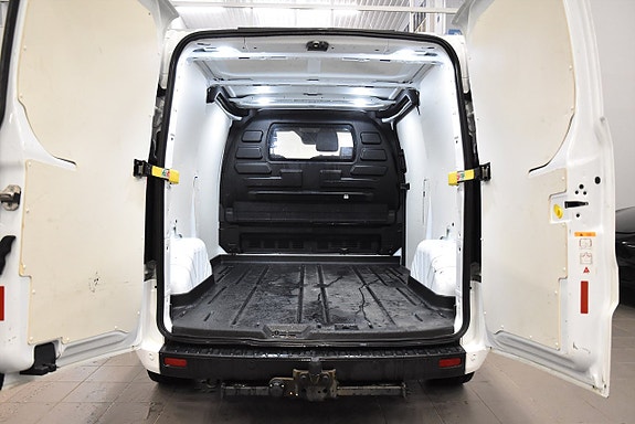 Ford Transit Custom 18 of 18