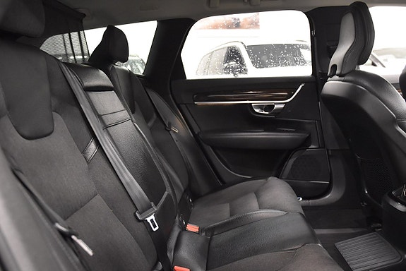 Volvo V90 13 of 26