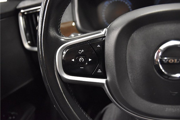 Volvo V90 10 of 26