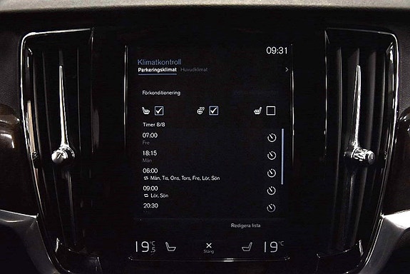 Volvo V90 22 of 26