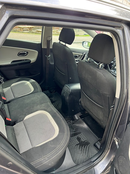Kia Ceed 10 of 30