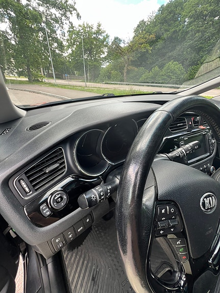 Kia Ceed 25 of 30