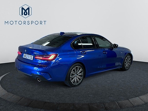 BMW 320d 6 of 23