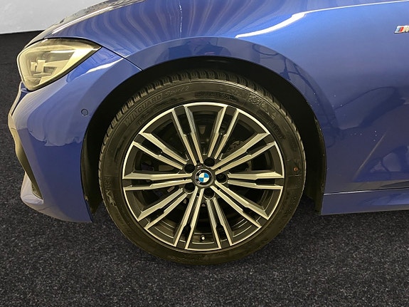 BMW 320d 15 of 23