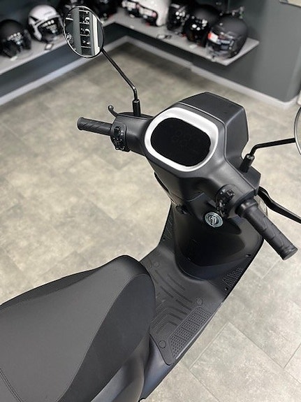 YADEA Nyheter Velax & Owin 6 of 13