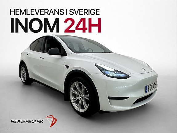 Tesla Model Y 3 of 30