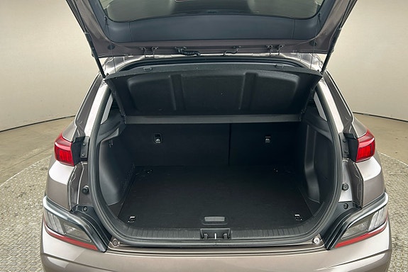 Hyundai Kona 14 of 25