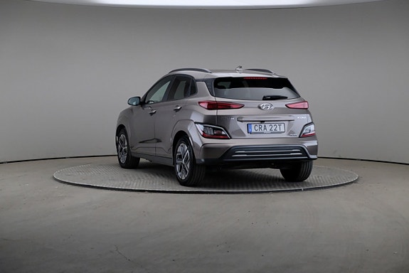 Hyundai Kona 2 of 5