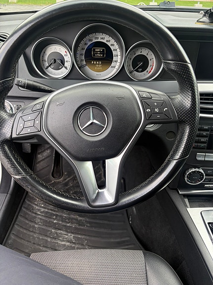 Mercedes-Benz C180 6 of 6