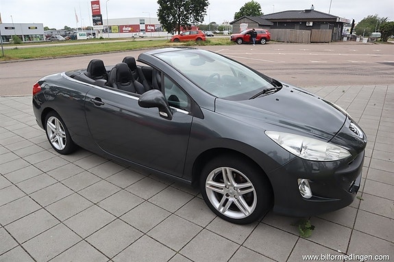 Peugeot 308 2 of 5