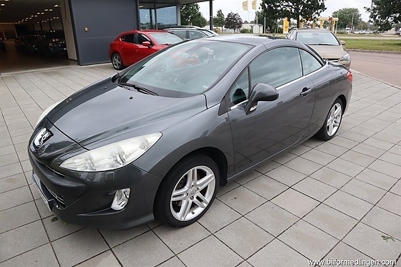 Peugeot 308 4 of 5