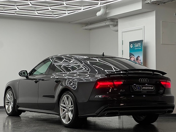 Audi A7 3 of 5