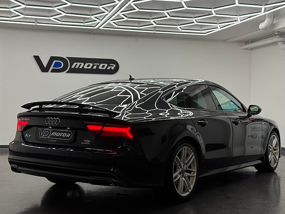 Audi A7 5 of 5