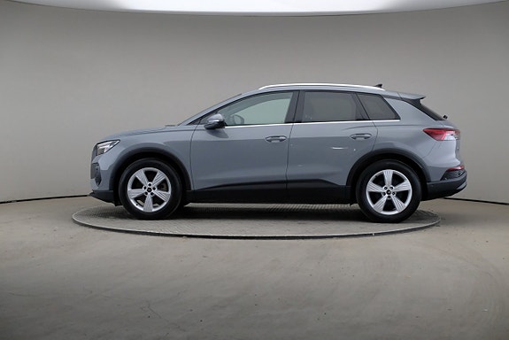 Audi Q4 e-tron 4 of 5
