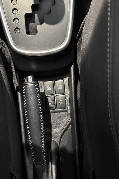 Toyota Yaris 21 of 25