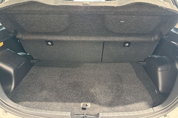 Toyota Yaris 24 of 25