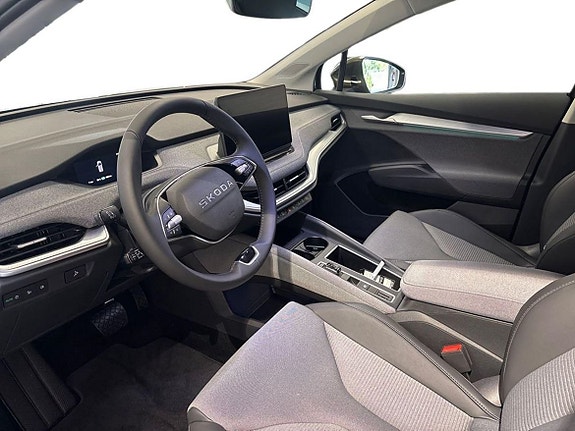 Skoda Enyaq 9 of 22