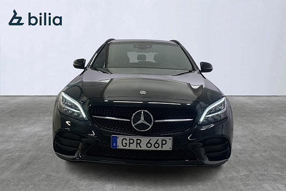 Mercedes-Benz C300 14 of 16