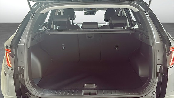 Hyundai Tucson 10 of 12
