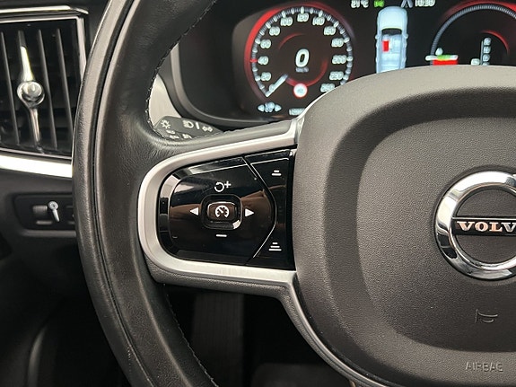Volvo V90 18 of 30