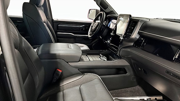 RAM 1500 3 of 12
