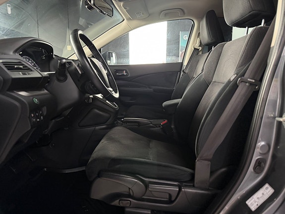 Honda CR-V 7 of 13