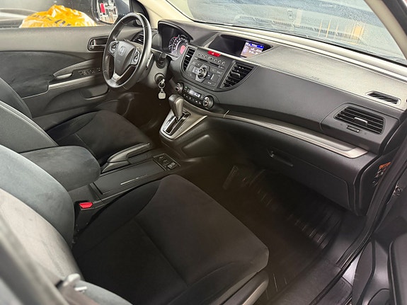 Honda CR-V 9 of 13
