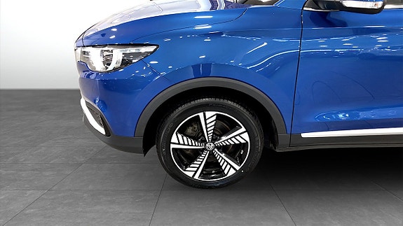 MG ZS EV 9 of 13
