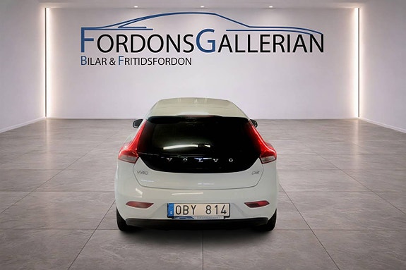 Volvo V40 6 of 13
