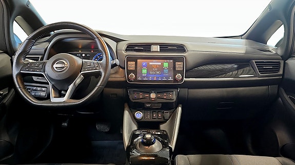 Nissan Leaf 4 of 5