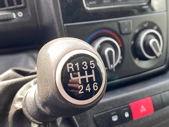 Peugeot Boxer 17 of 30