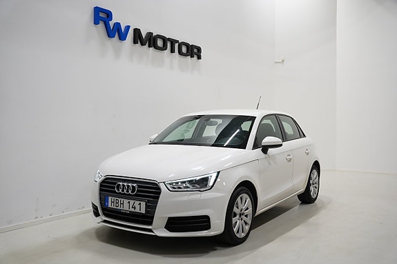 Audi A1 2 of 5