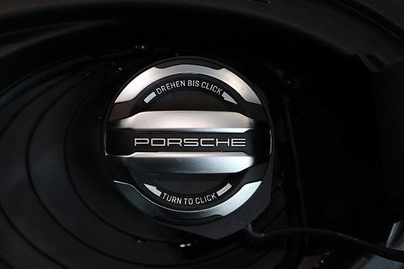 Porsche Panamera 4 24 of 24