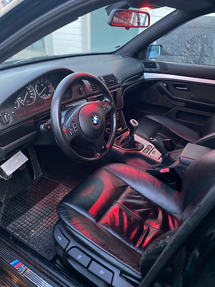 BMW 525i 6 of 6