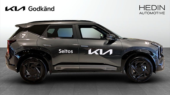 Kia Seltos 4 of 5