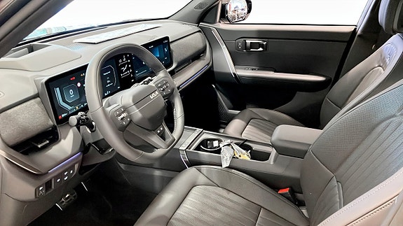 Kia Seltos 8 of 15