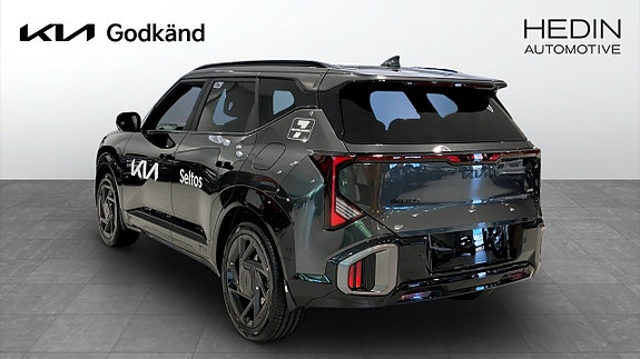 Kia Seltos 6 of 15