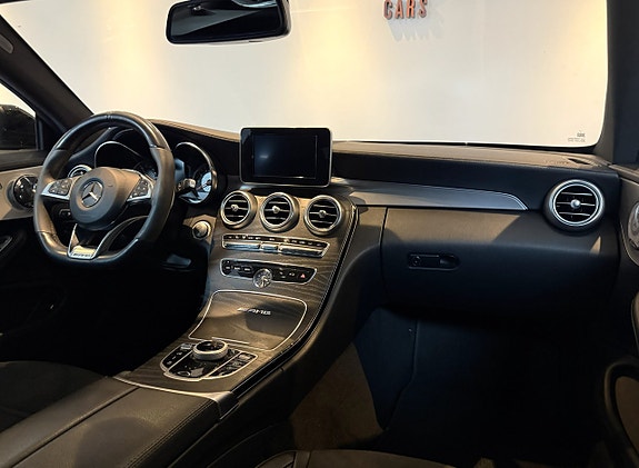 Mercedes-Benz C63 12 of 20