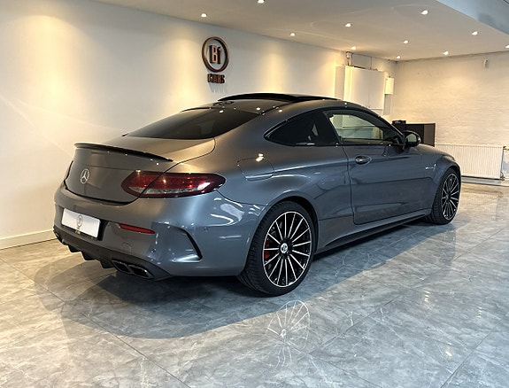 Mercedes-Benz AMG GT Black Series 4 of 5