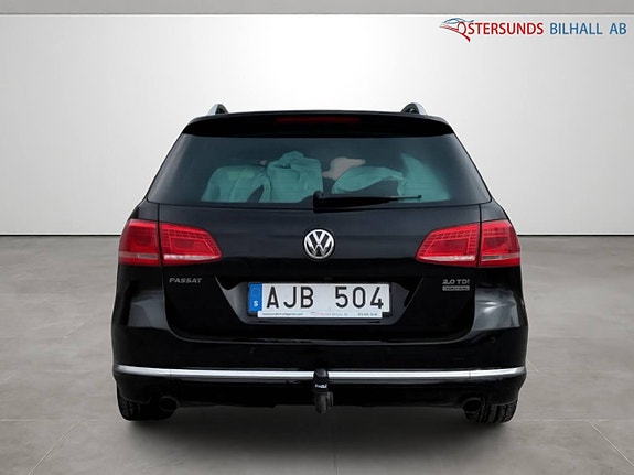 Volkswagen Passat 5 of 5